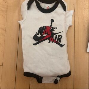 Jordan Jumpman 3 Piece Set Newborn Baby‎ 0-6 Months Basketball